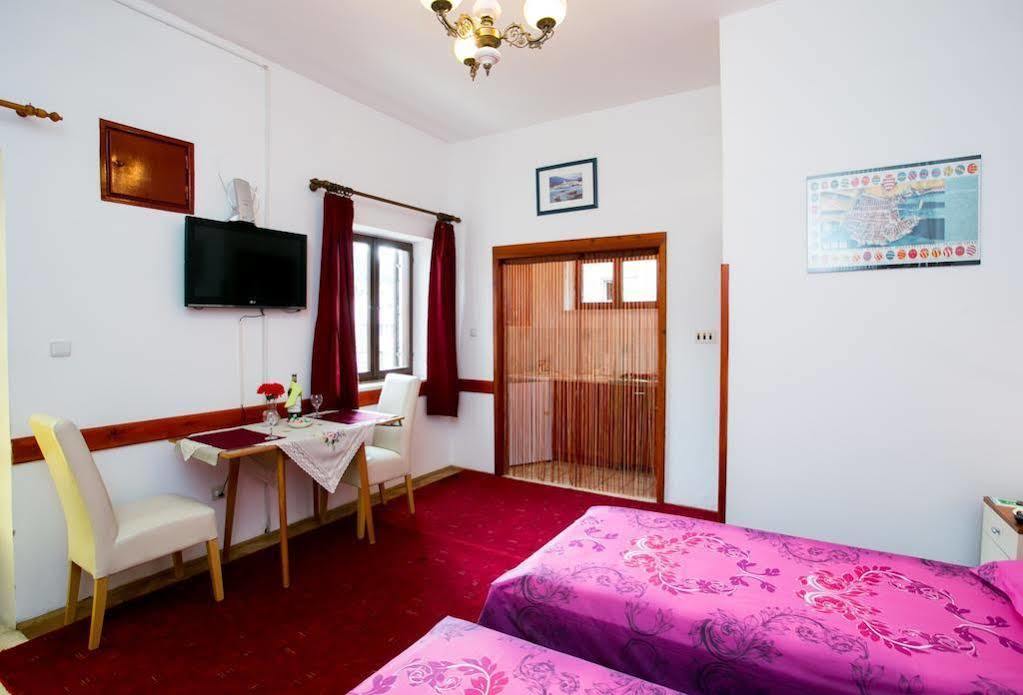 Guest House Cesic Dubrovnik Exterior photo