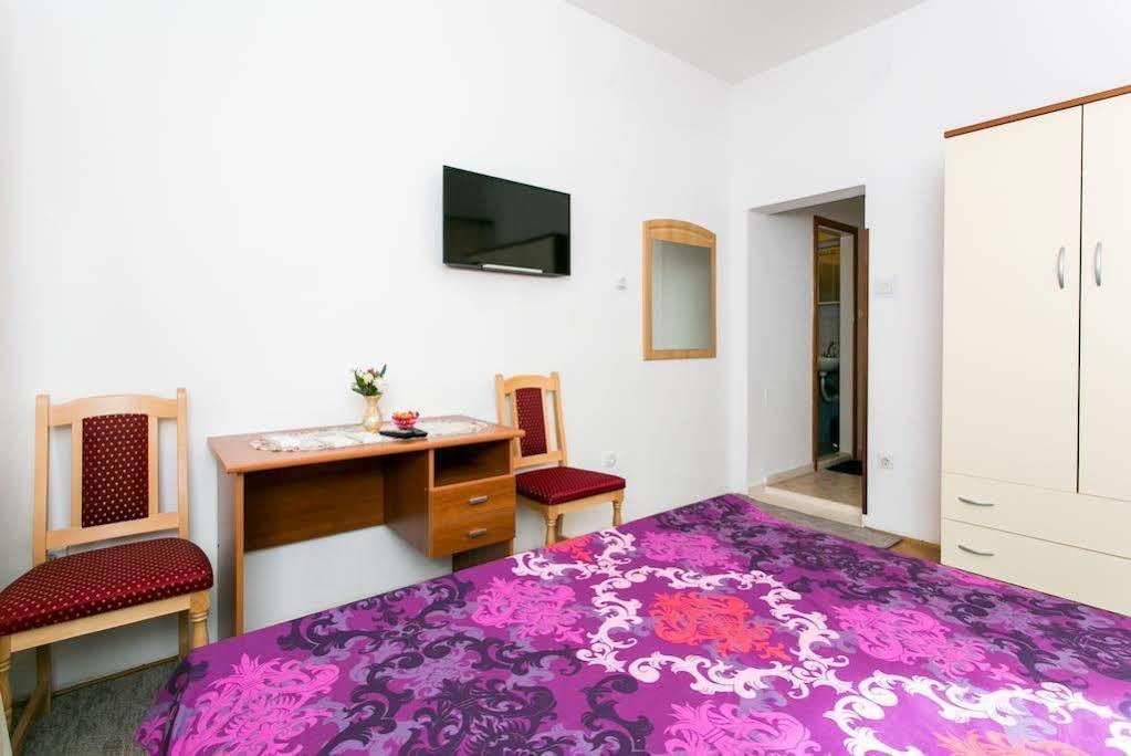 Guest House Cesic Dubrovnik Exterior photo